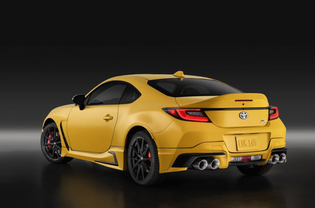 2026 Toyota GR 86 Yuzu Edition Unveiled: Performance Package & Yellow PaintMeta 2 image 349