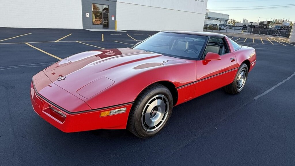 1985 Chevrolet Corvette Z51 for Sale: 9K Miles, Z51 Package, & Manual — Vintage Performance for Under $11K 1 1985 Chevrolet Corvette Z51