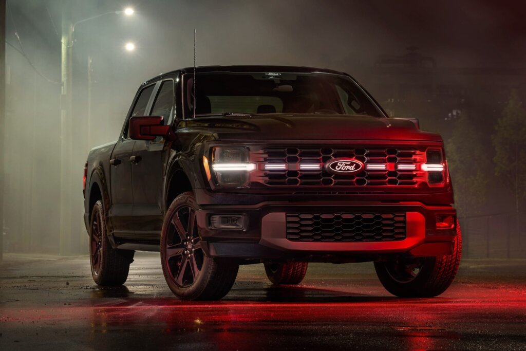 Ram 1500 Street Truck by Fox Factory to Debut Oct 6, Challenging Ford F-150 Lobo 1 Ram 1500