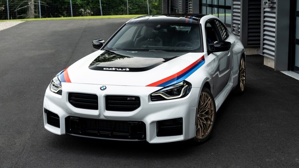 BMW 2026 M2 Turbo Design Edition Debuts: 473-hp Manual Tribute to 2002 Turbo, Priced at $82,900 1 BMW 2026 M2 Turbo Design Edition