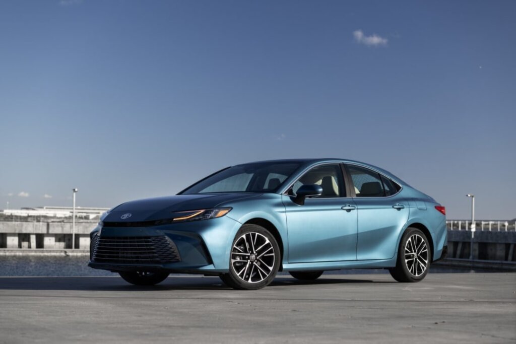 Toyota Camry October Lease Deals: Starting $309/Month, Beats Accord Hybrid Pricing 1 Toyota Camry