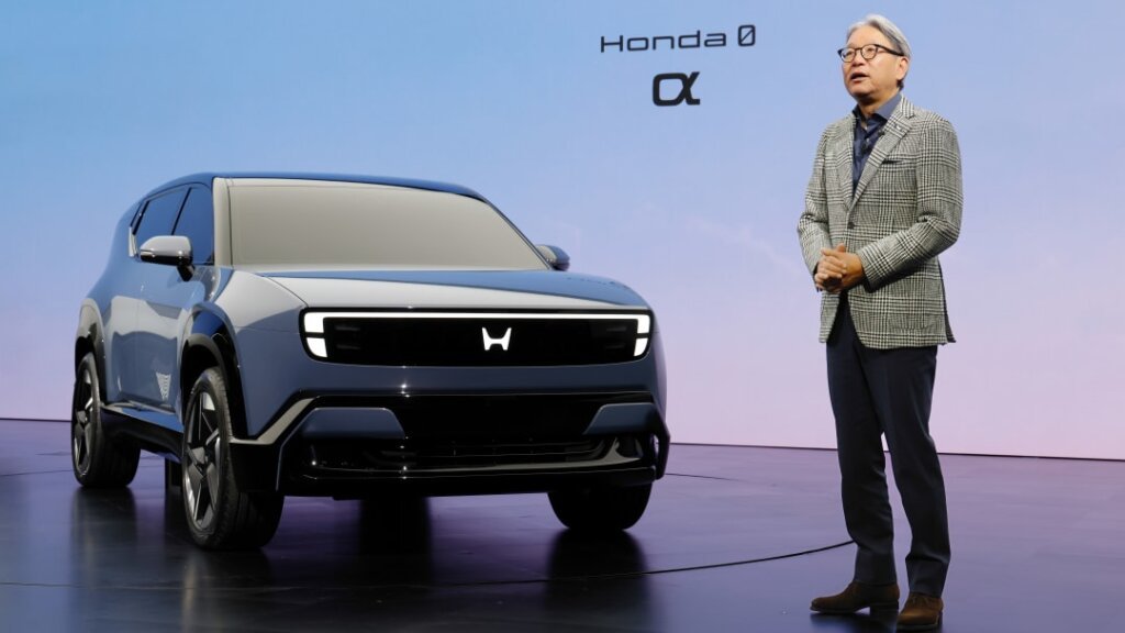 Honda Unveils Two New EVs: Affordable 0 Alpha SUV (India-bound 2027) & Fun-to-Drive Super-ONE Hot Hatch 1 Honda