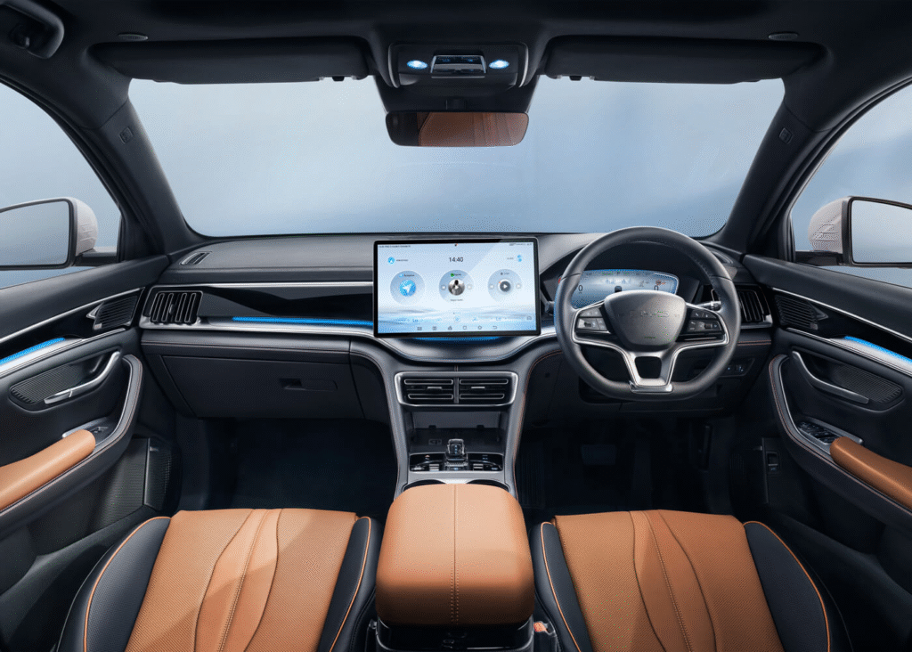 BYD Racco K-EV and Sealion 6 DM-i Officially Unveiled – Exciting Debut at Japan Mobility Show 2025 6 image 1022