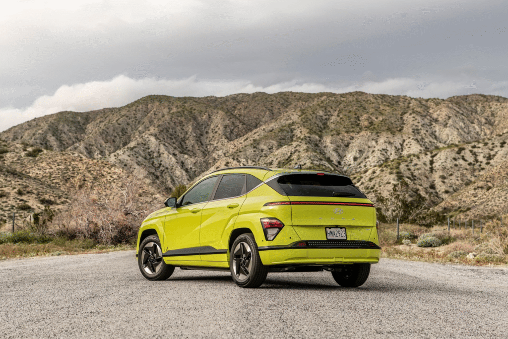 Hyundai Kona 2026 Electric Cuts Top Trims, Leaves Only Base SE—A Win for Nissan Leaf 2 image 16