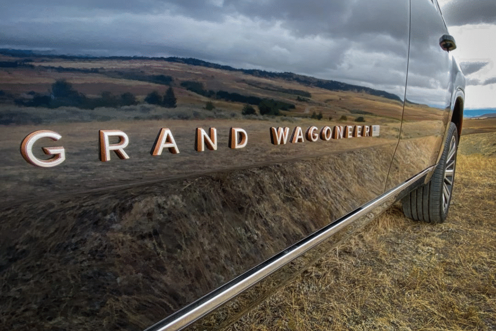Wagoneer killed by Jeep, Nameplate: All Full-Size SUVs to Be Grand Wagoneer for 2026 3 image 261