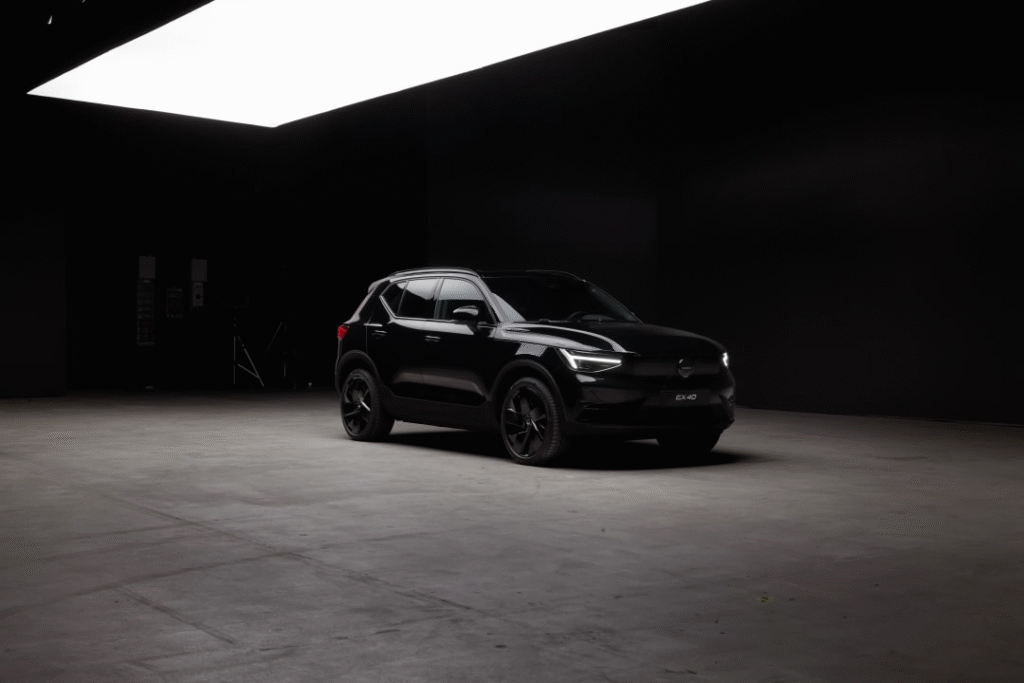 Volvo EX30 Single Motor Arrives in US Under $40K to Challenge Tesla Model Y 3 image 323