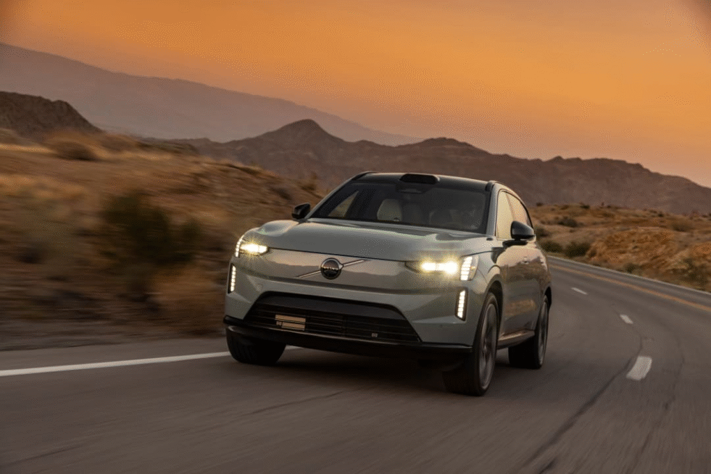 Volvo EX30 Single Motor Arrives in US Under $40K to Challenge Tesla Model Y 4 image 324