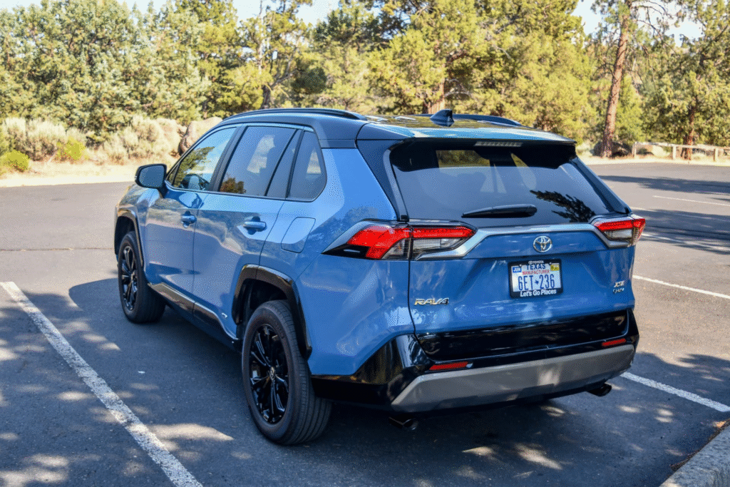 Toyota RAV4 Still Outselling Rivals Even As It Nears Replacement: Sales Up 16.9% 3 image 41