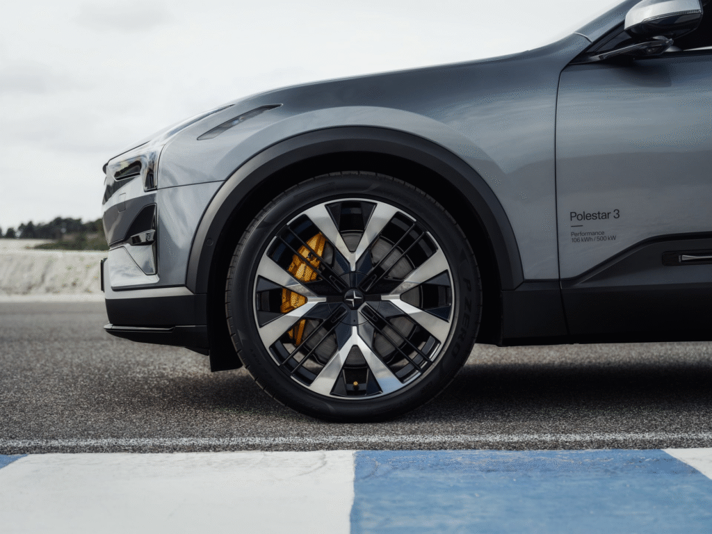 Polestar 3 Gets Major 2026 Updates: 800V Architecture, 670 HP, Faster Charging 2 image 65
