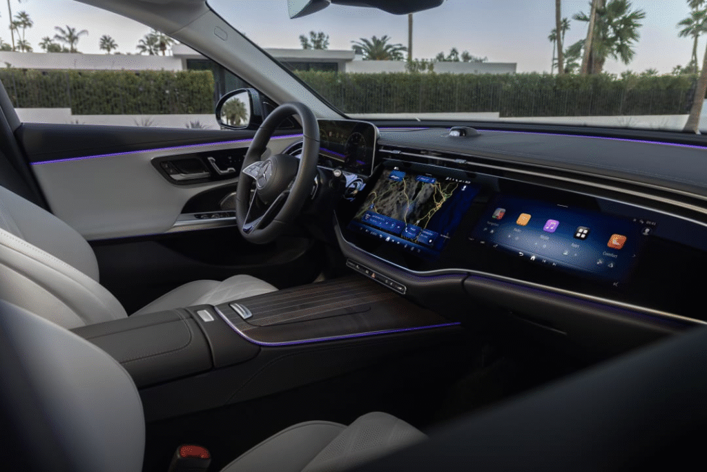 Car manufacturers are bringing back physical buttons : VW, Porsche, Mercedes, Hyundai Reintroduce Tactile Car Controls 4 image 87