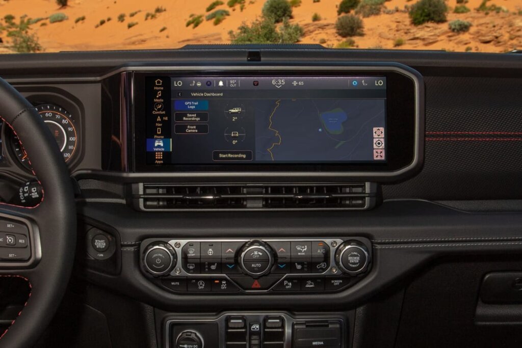 Jeep Wrangler 4xe Owners Stranded by Faulty UConnect Software Update, Vehicles Bricked Nationwide 1 Jeep Wrangler 4xe