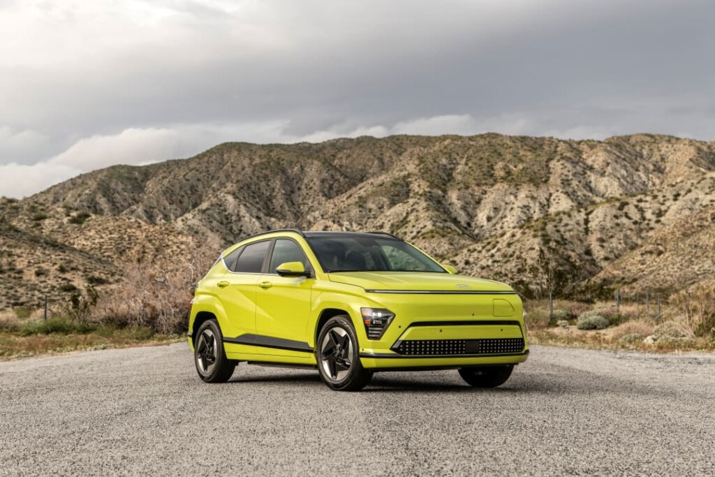 Hyundai Kona 2026 Electric Cuts Top Trims, Leaves Only Base SE—A Win for Nissan Leaf 1 Hyundai Kona