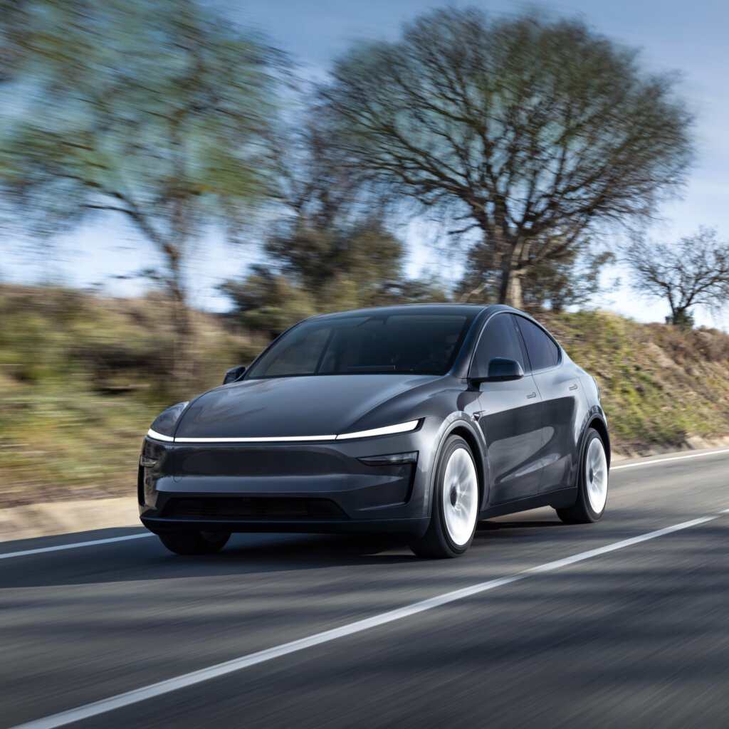 Tesla Recalls 260 Model Y Units for Faulty Reverse Lights (Feb-July 2025 Production) 4 Tesla Model Y