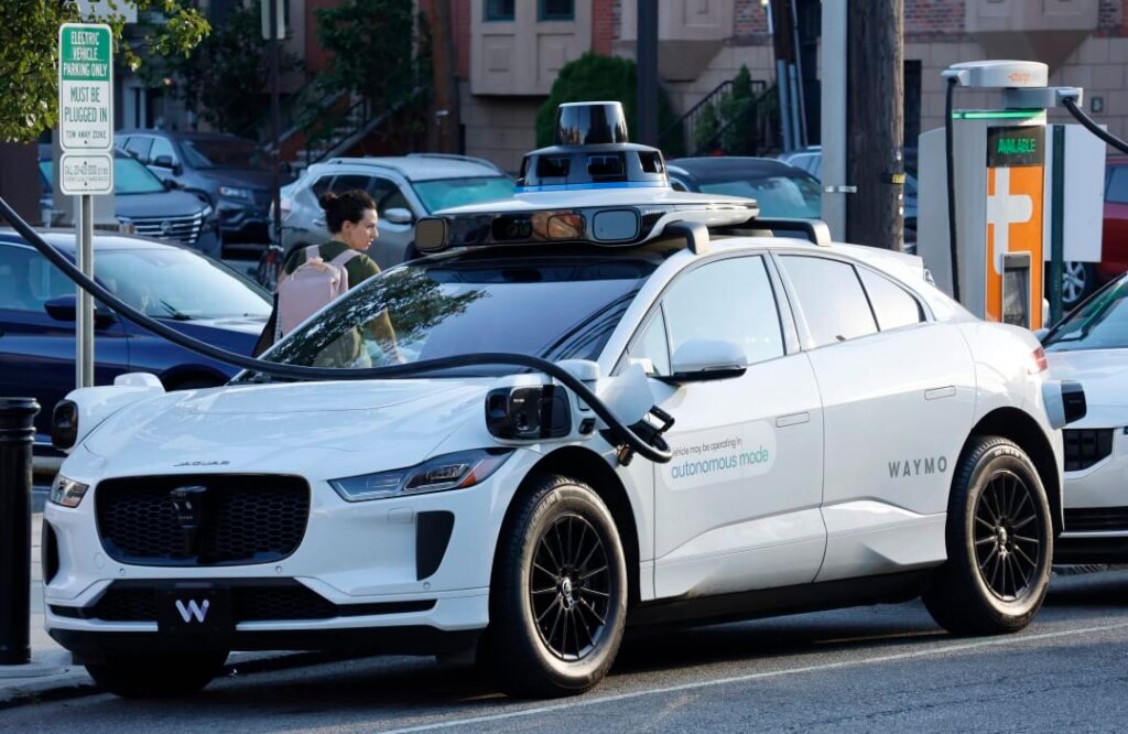 Waymo Targets London’s Black Cabs: Autonomous Ride-Hailing Service to Launch Next Year 1 Waymo