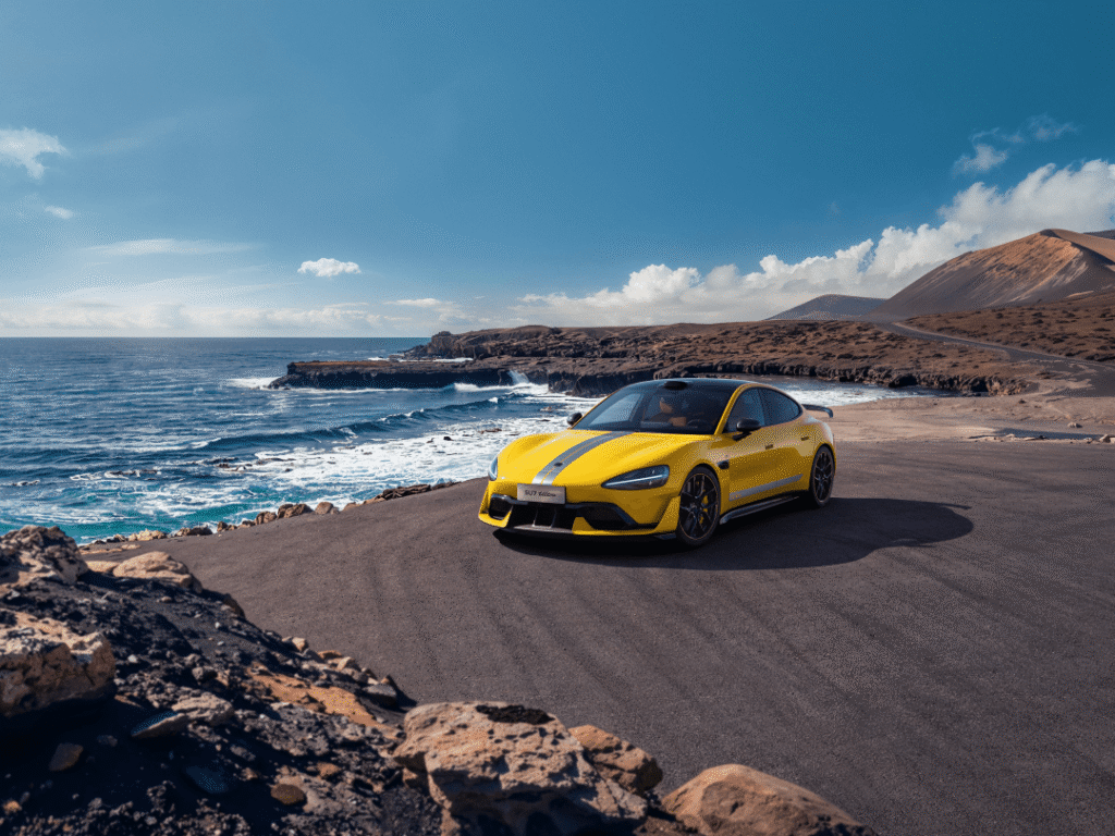 Xiaomi Challenges Porsche: "Paint to Sample" & 24K Gold Badges on Luxury EVs at Half the Price 1 Xiaomi Challenges Porsche