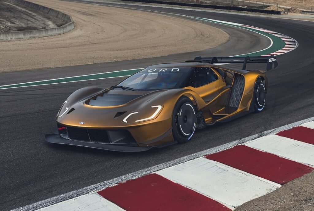 New Ford Supercar Hinted: GT Successor or Raptor Supercar to Debut? 1 Ford Supercar