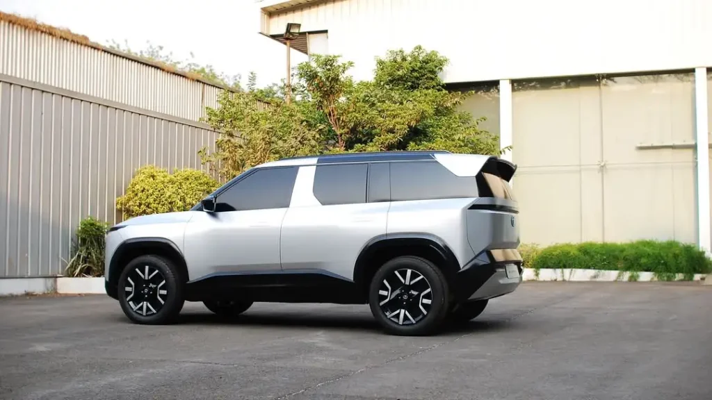 Tata Sierra 2025 Unveiled – Production-Ready Design Evolution Revealed by Tata Motors 4 573685637 17864846421489152 4543177795830473778 n