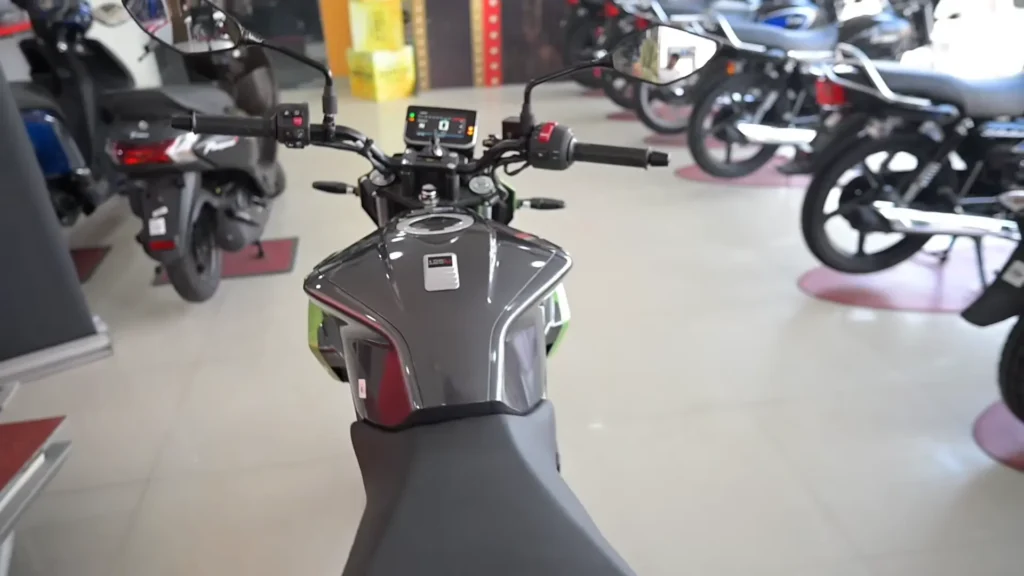 Xtreme 125R Green Colour Dual Channel Abs Cruise Control New Model Detailed Review 4 10 screenshot