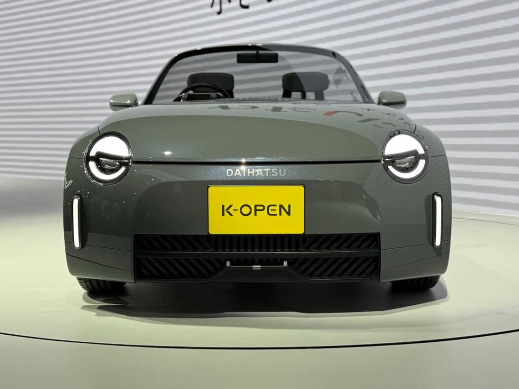 Toyota Tiny New Roadster is Smaller Than a Miata, Features RWD and Manual Transmission -5 Cool Facts About This RWD Manual Sports Car 1 Toyota Tiny New Roadster is Smaller Than a Miata