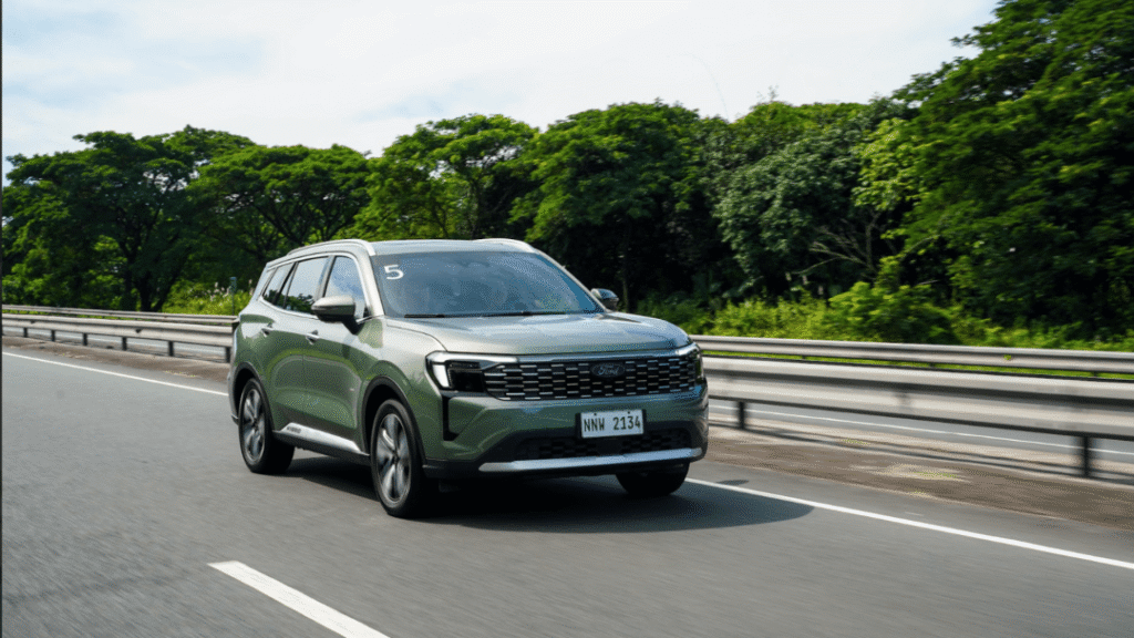 Overseas Showdown: Ford Territory Hybrid vs Honda CR-V Specs Comparison 1 Ford Territory Hybrid vs Honda CR-V