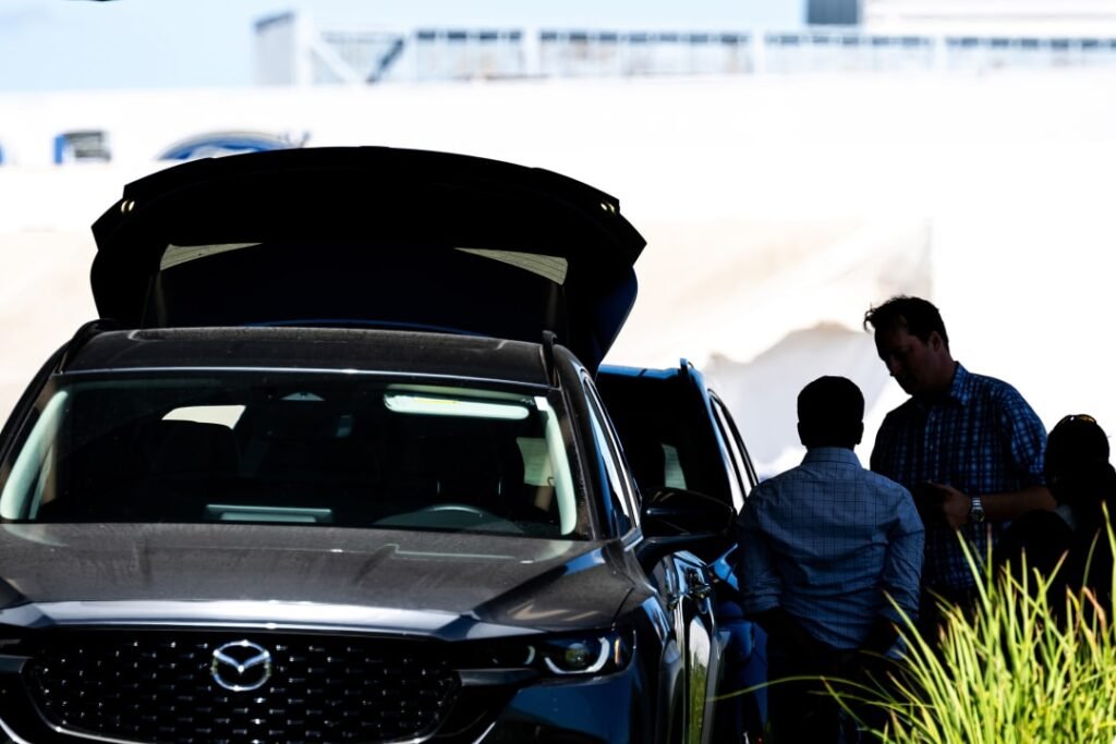 Americans Are More Upside Down on Car Loans Than Ever, Average Negative Equity Hits Record $6,905 1 Americans Are More Upside Down on Car Loans