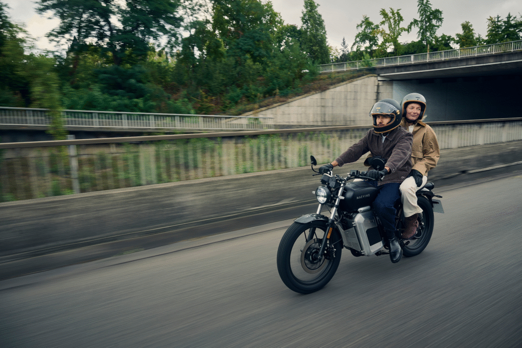 Maeving RM2 Electric Motorcycle: Classic Lines, Removable Batteries, and $10,995 US Price Tag 2 image 130