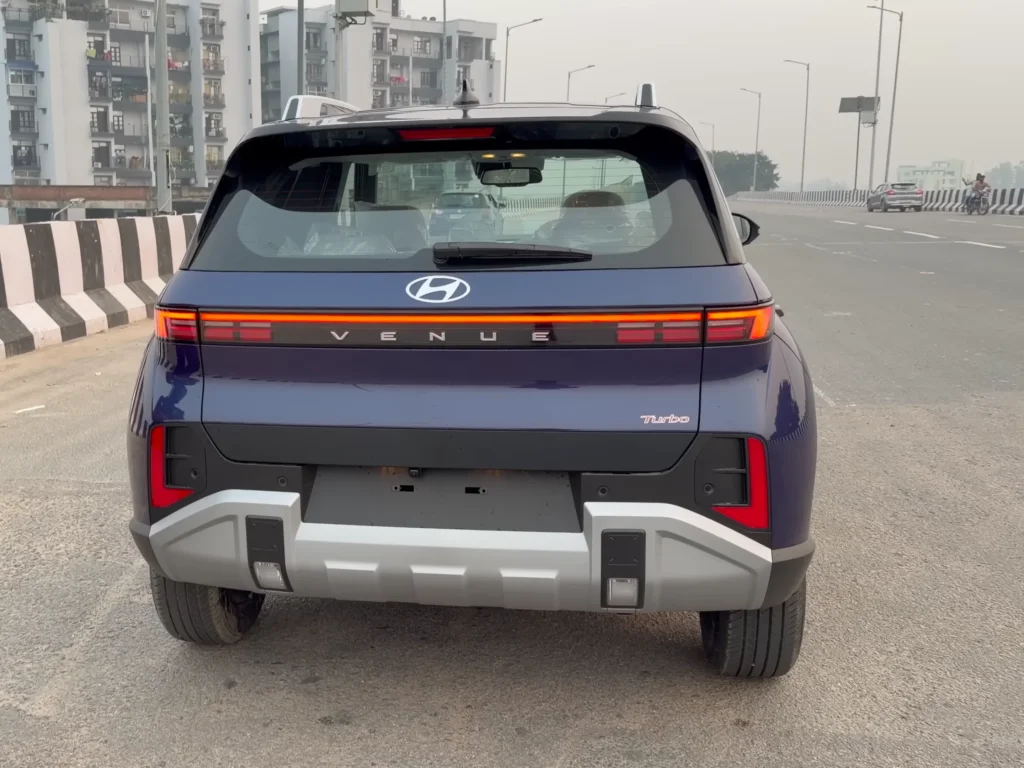 Venue Launch Price Announced – Hyundai’s Compact SUV Gets More Power, Space & Features! 3 image 219