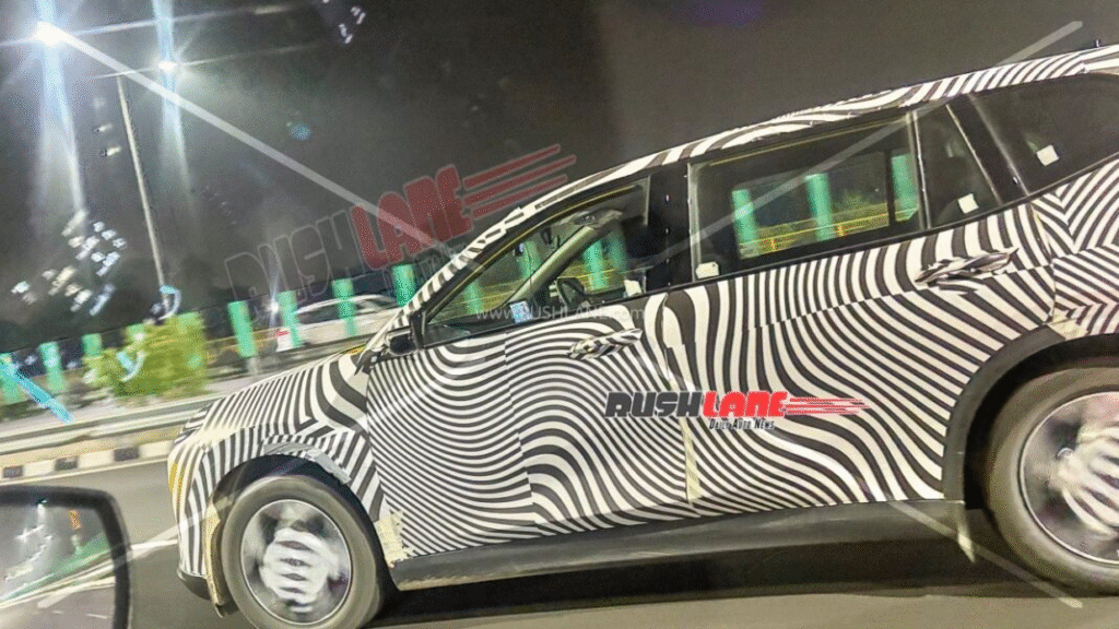 Breaking !! VinFast Limo Green 7s Electric MPV Spied Testing In India – Carens Clavis EV Rival 6 image 460