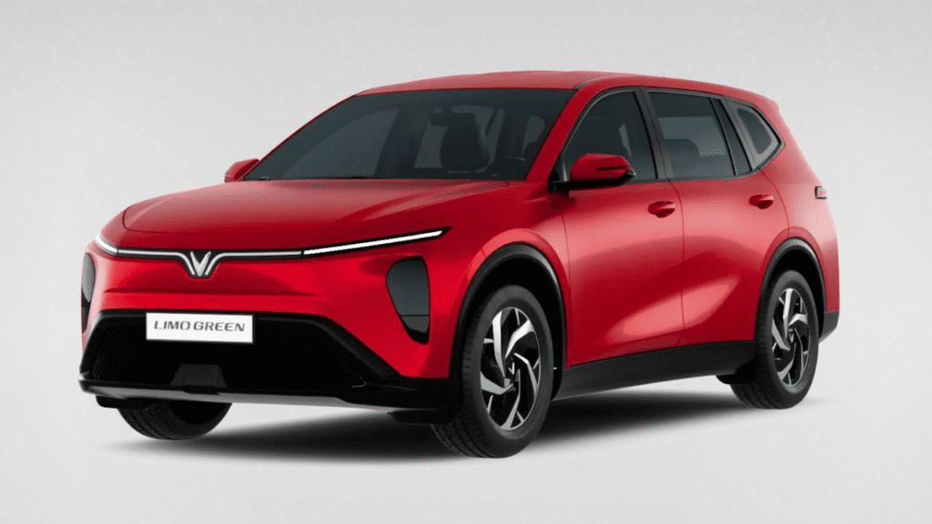 Breaking !! VinFast Limo Green 7s Electric MPV Spied Testing In India – Carens Clavis EV Rival 7 image 461