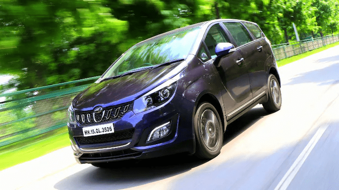 Mahindra's Huge November Discounts: XUV400 & Marazzo Have Insane Offers! 3 image 522