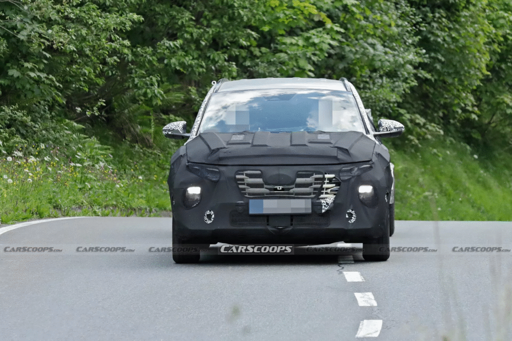 Hyundai's New Tucson Facelift is Coming! Here's Why the Old One Just Vanished. 7 image 563