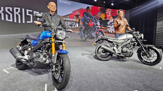 The R15's Stunning Retro Twin is Finally Here (And It's Only ₹1.49 Lakh) 7 image 613