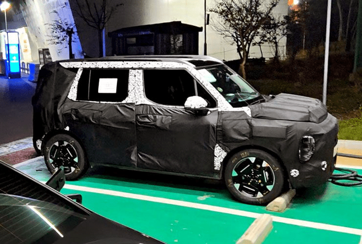 Kia's Newest SUV is a Flop. Here's Their "Plan B" (It's an EV). 4 image 679