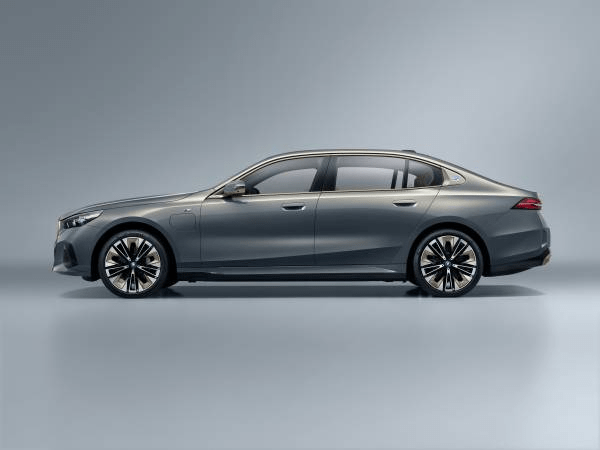 BMW’s New Plan to Kill the E-Class Diesel… Is This Electric Sedan 5 image 735