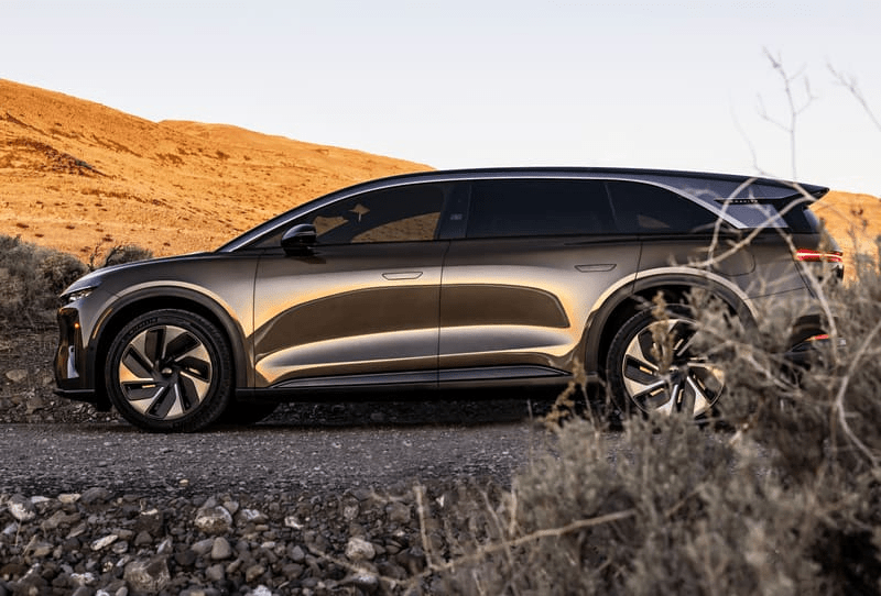 Lower Lucid Gravity Touring price Unveiled at LA Auto Show 6 image 904
