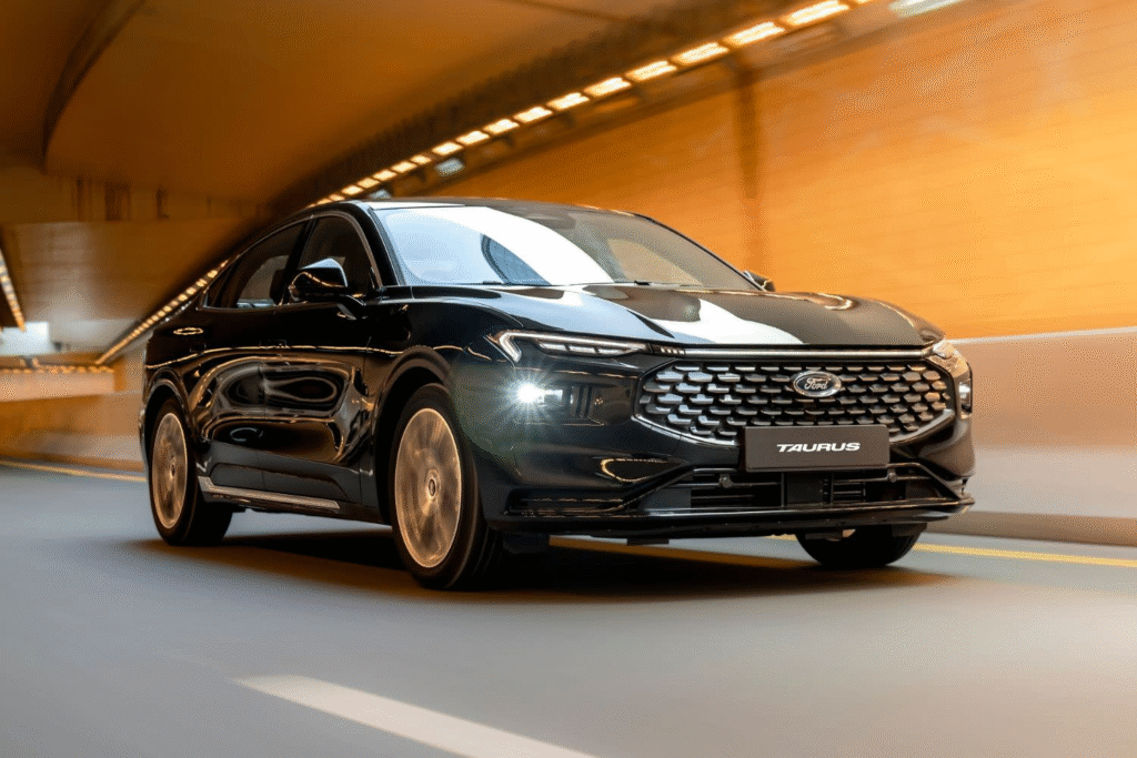 Ford Taurus sedan overseas Specs Revealed: A Modern Camry/Accord Rival 2 Ford Taurus sedan overseas