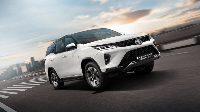 Toyota Sales November 2025 – 19% Growth & New Launches 3 image 12