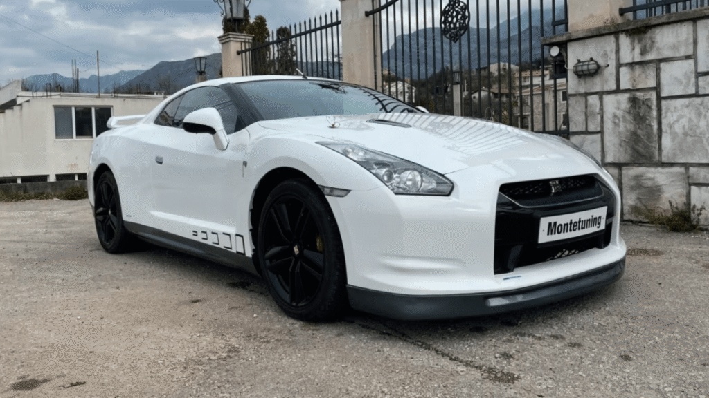 Nissan GT-R replica Ford Cougar Specs: 163 HP V6 with Manual Transmission 2 image 21