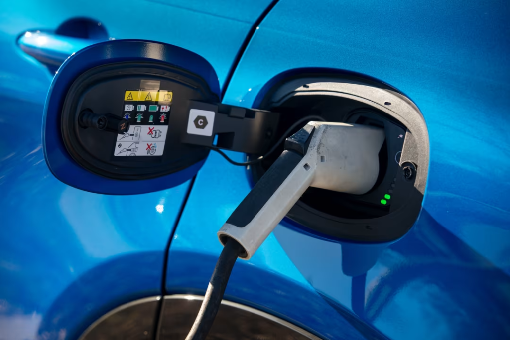 2024 Dodge Hornet PHEV Unsold Inventory Hits Record Highs 4 image 492